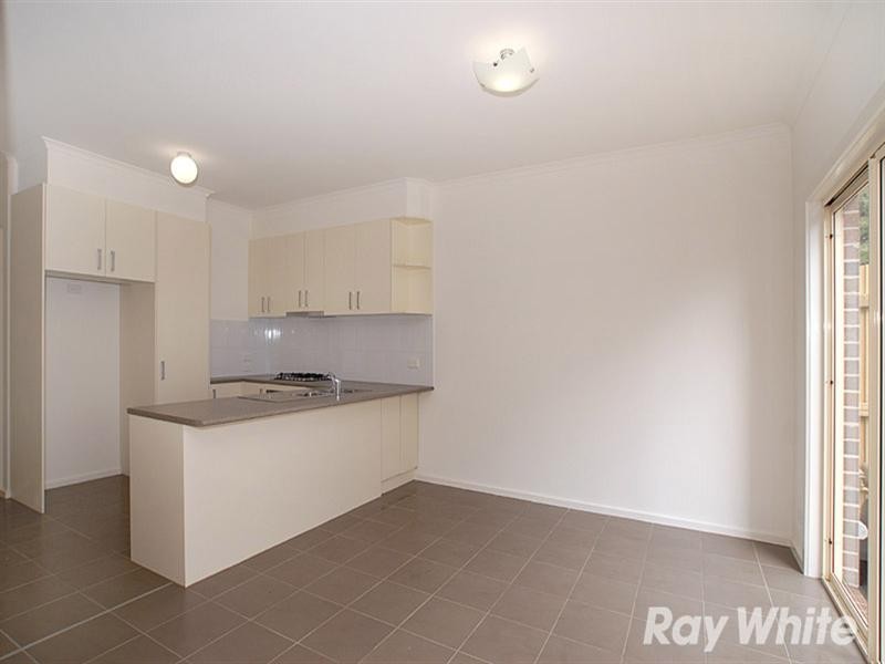 4/17-19 Myrtle Street, Bayswater VIC 3153