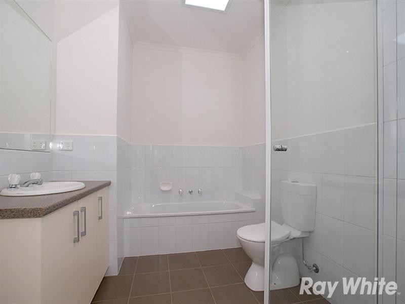 4/17-19 Myrtle Street, Bayswater VIC 3153