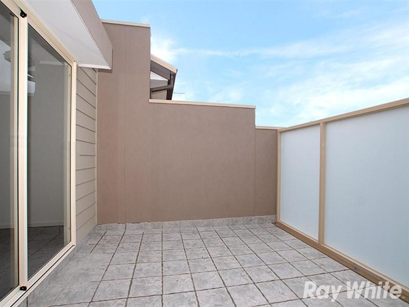 4/17-19 Myrtle Street, Bayswater VIC 3153