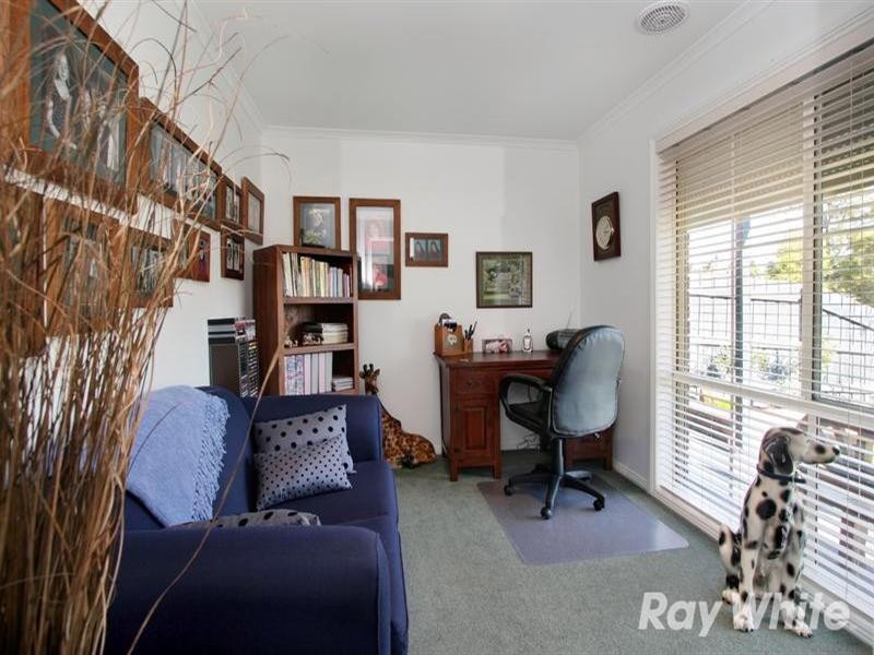 32 Forest Oak Drive, Upper Ferntree Gully VIC 3156