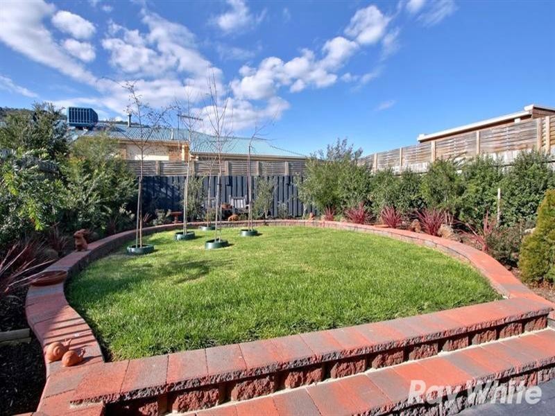 32 Forest Oak Drive, Upper Ferntree Gully VIC 3156