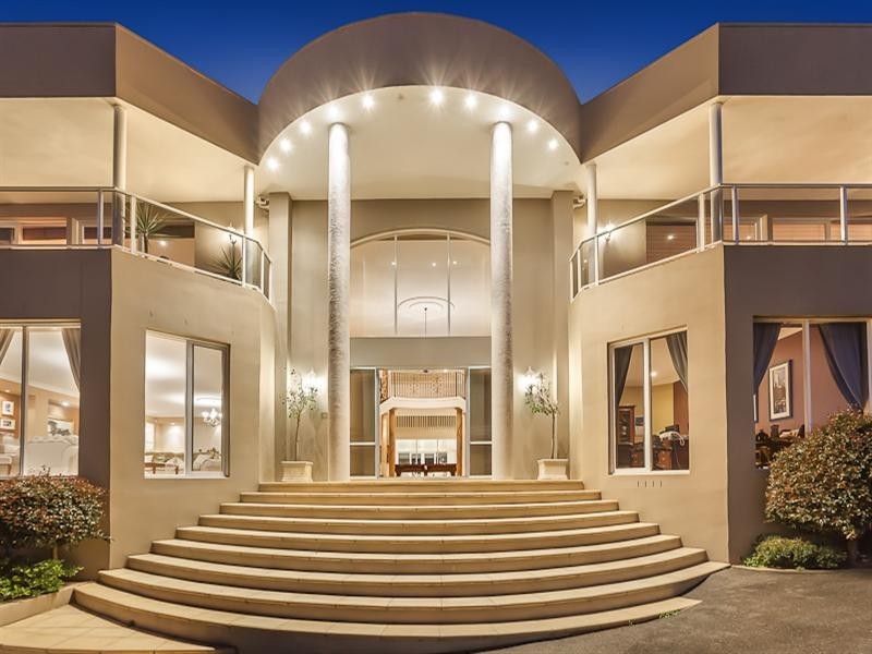 5 Amley Rise, Lysterfield VIC 3156