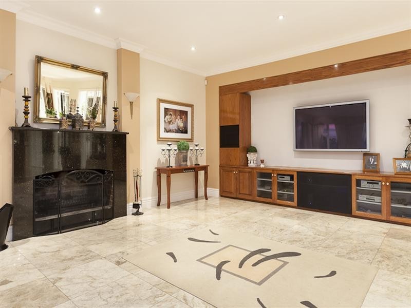 5 Amley Rise, Lysterfield VIC 3156