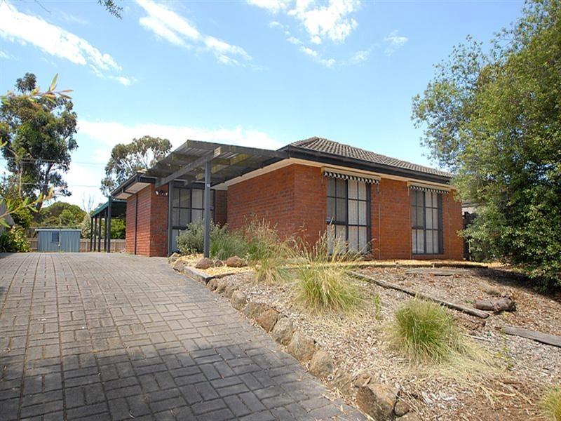 10 Marsden Court, Cranbourne North VIC 3977