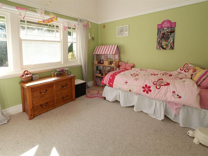 6 Church Street (Cnr Emberson Street), Kallista VIC 3791