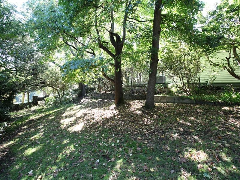 6 Church Street (Cnr Emberson Street), Kallista VIC 3791