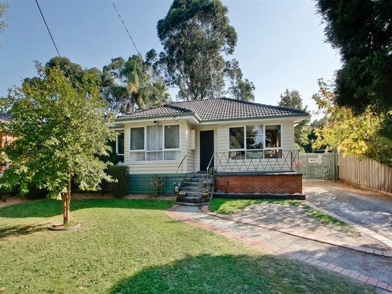 68 Kevin Avenue, Ferntree Gully VIC 3156