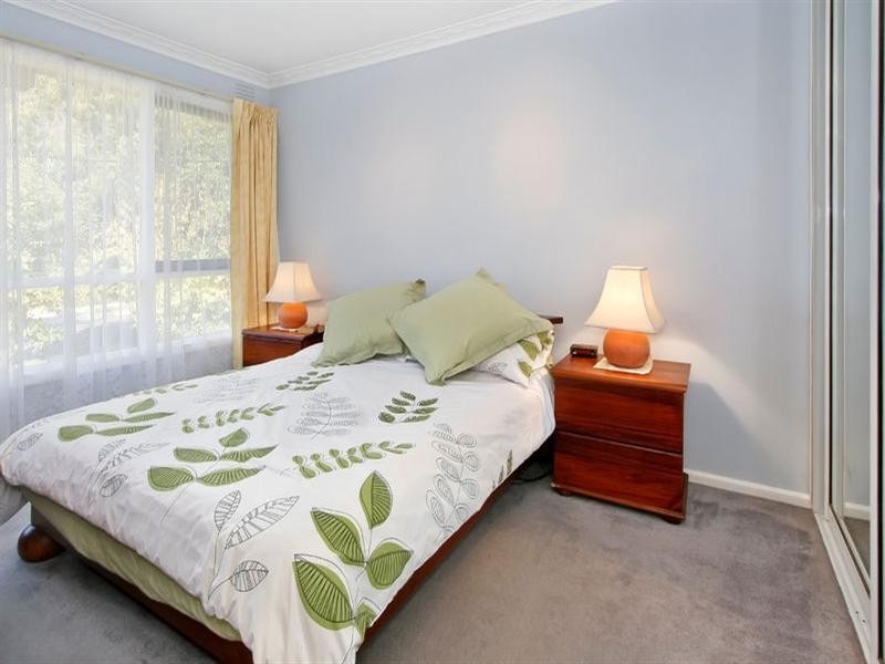 68 Kevin Avenue, Ferntree Gully VIC 3156