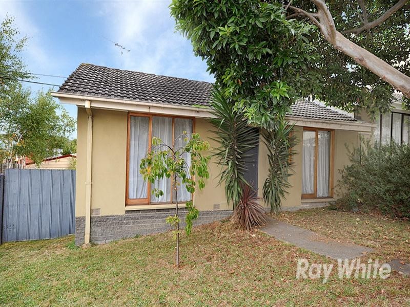 4 Winwood Drive, Ferntree Gully VIC 3156