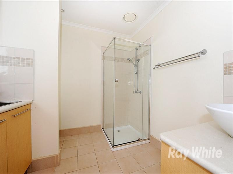 4 Winwood Drive, Ferntree Gully VIC 3156