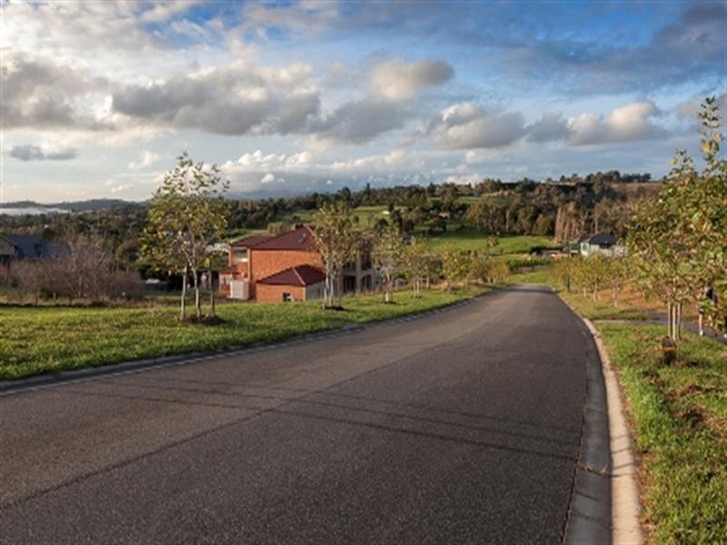 118 Crawley Road, Narre Warren North VIC 3804