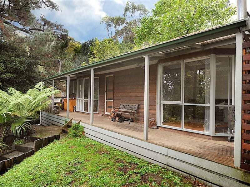 5 Florence Avenue, Upwey VIC 3158