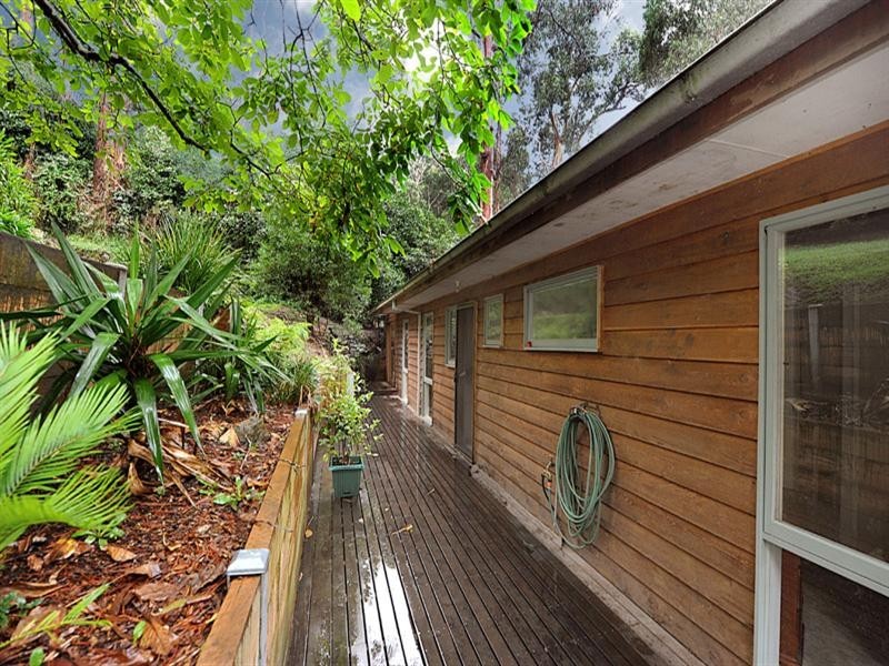 5 Florence Avenue, Upwey VIC 3158