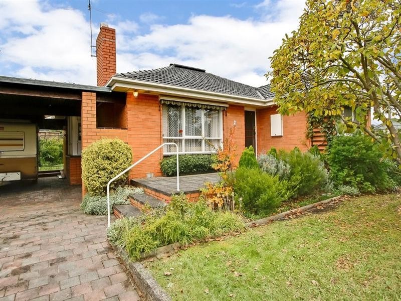 5 Lydford Road, Ferntree Gully VIC 3156