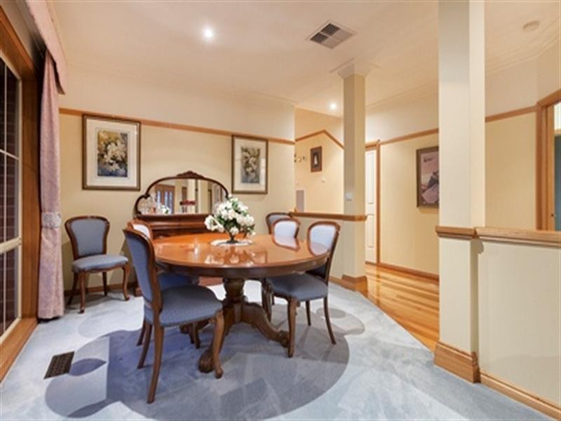 10 Counithan Place, Lysterfield VIC 3156