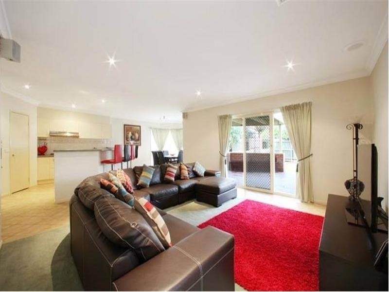 7 Fairway Drive, Rowville VIC 3178