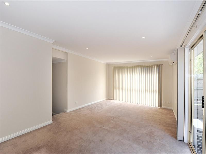 2/20 Dorset Road, Ferntree Gully VIC 3156