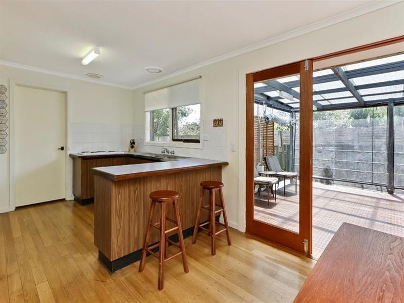 68 Francis Crescent, Ferntree Gully VIC 3156