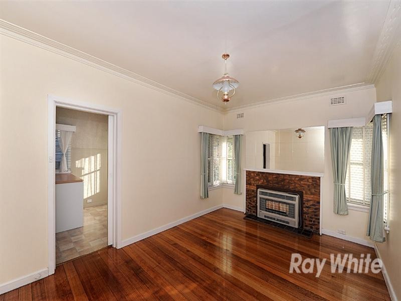 1 Crow Street, Burwood East VIC 3151