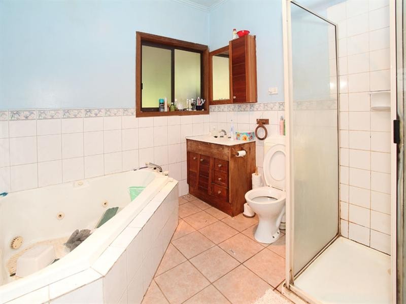 13 Blackwood Park Road, Ferntree Gully VIC 3156