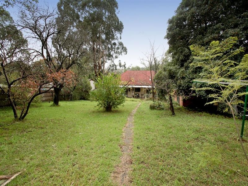 13 Blackwood Park Road, Ferntree Gully VIC 3156