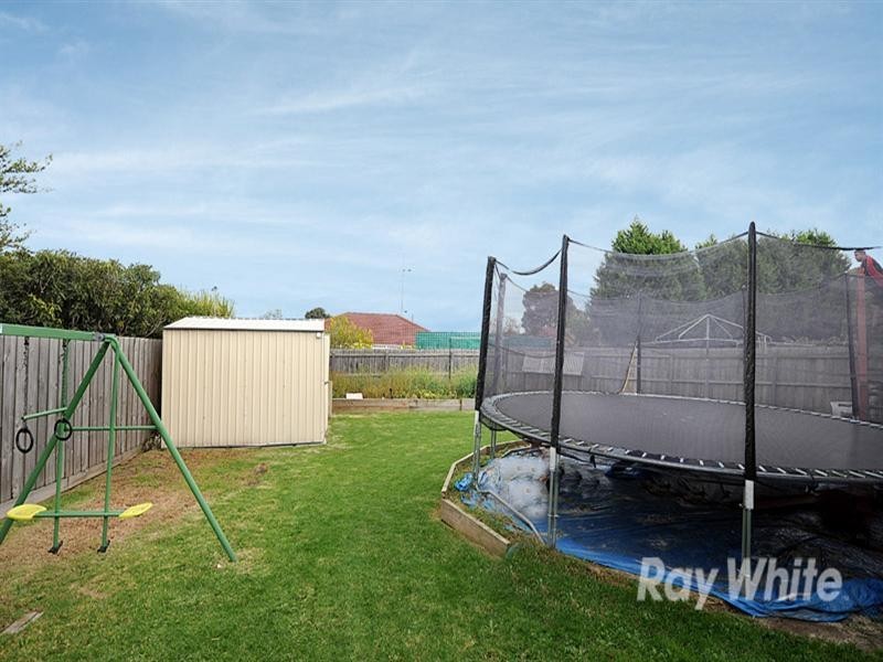 27 Oxley Way, Endeavour Hills VIC 3802