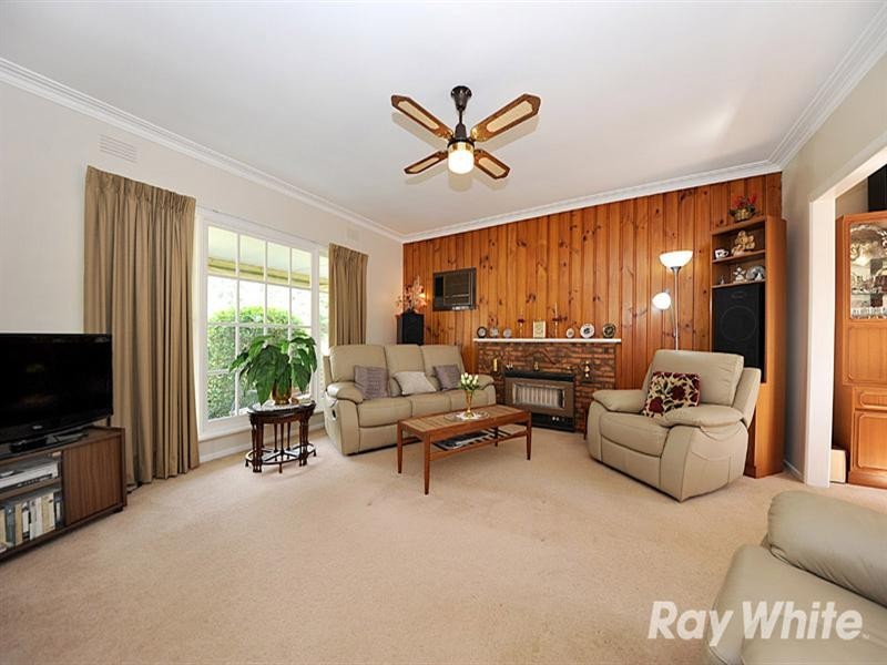 25 Linda Crescent, Ferntree Gully VIC 3156
