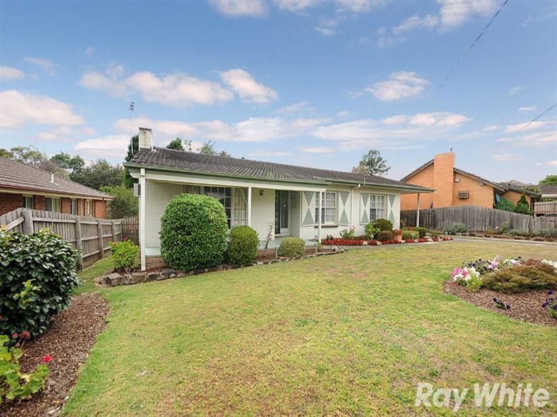 25 Linda Crescent, Ferntree Gully VIC 3156