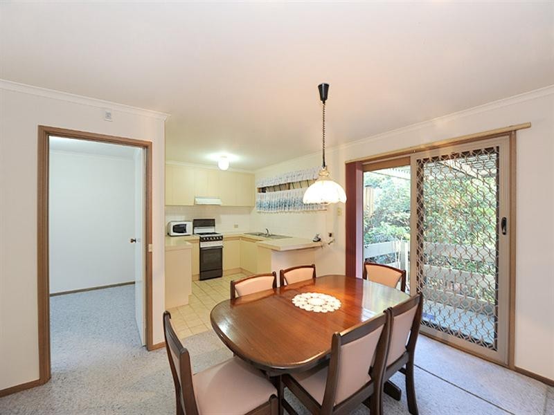 9/6 Clematis Avenue, Ferntree Gully VIC 3156