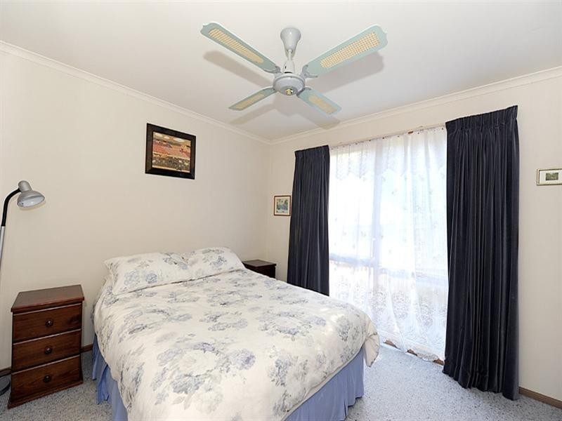 9/6 Clematis Avenue, Ferntree Gully VIC 3156