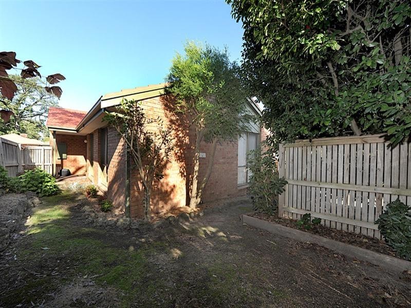 9/6 Clematis Avenue, Ferntree Gully VIC 3156