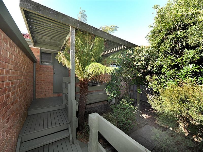 9/6 Clematis Avenue, Ferntree Gully VIC 3156