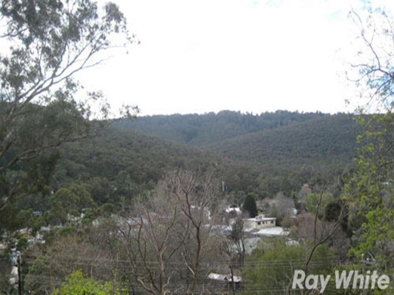 15 Ferndale Road, Upper Ferntree Gully VIC 3156