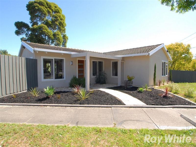 48 Johnson Drive, Ferntree Gully VIC 3156