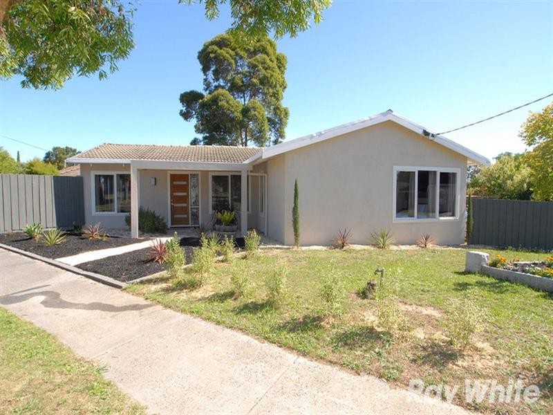 48 Johnson Drive, Ferntree Gully VIC 3156