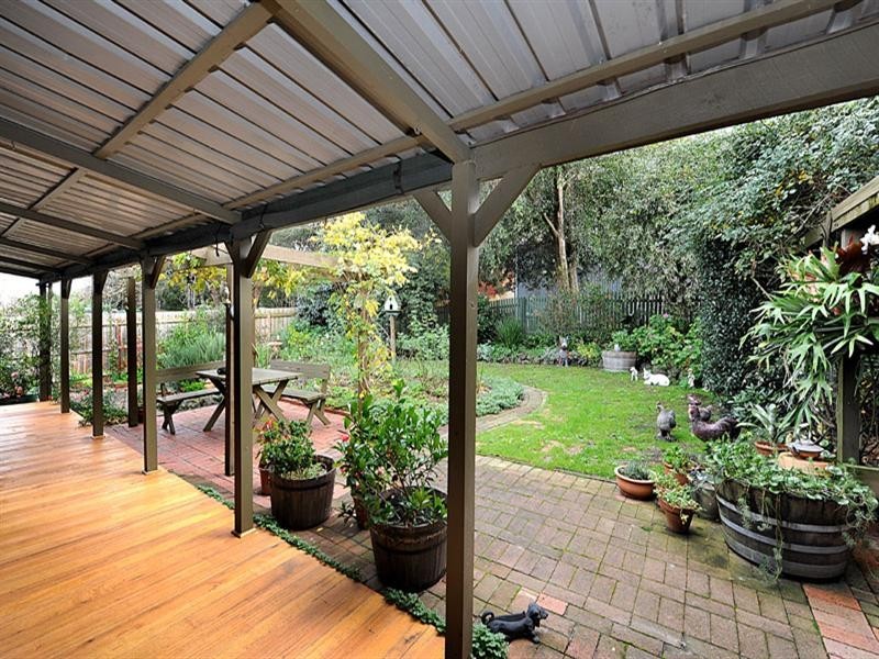 2/19 Station Street, Ferntree Gully VIC 3156