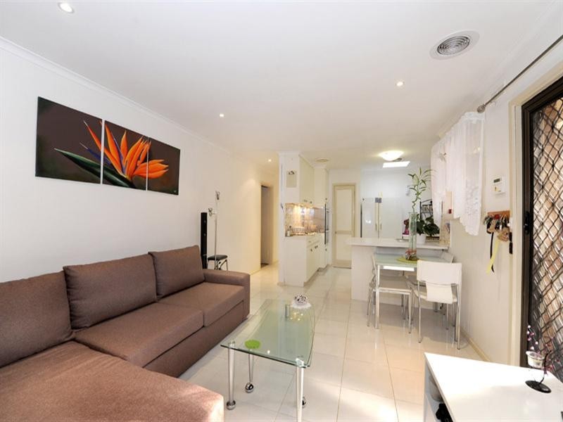 6 Christie Street, Knoxfield VIC 3180