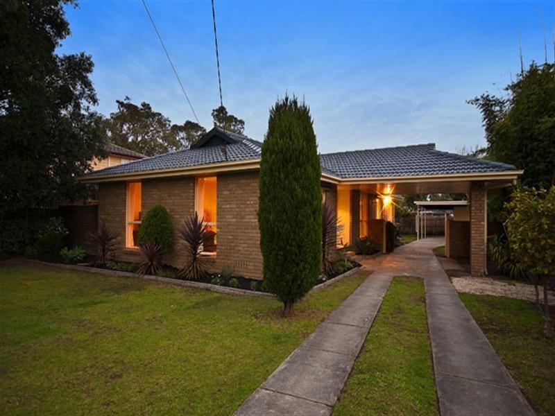 64 Greenaway Drive, Ferntree Gully VIC 3156