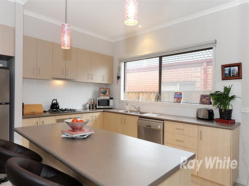 30 Nature Avenue, Officer VIC 3809