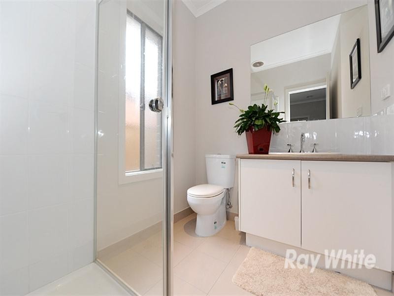 30 Nature Avenue, Officer VIC 3809