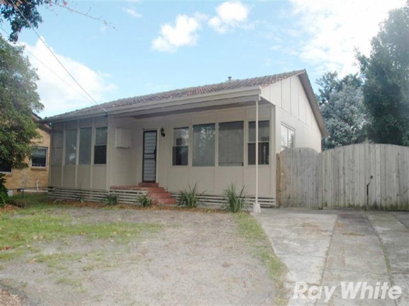 31 Radiata Street, Frankston North VIC 3200