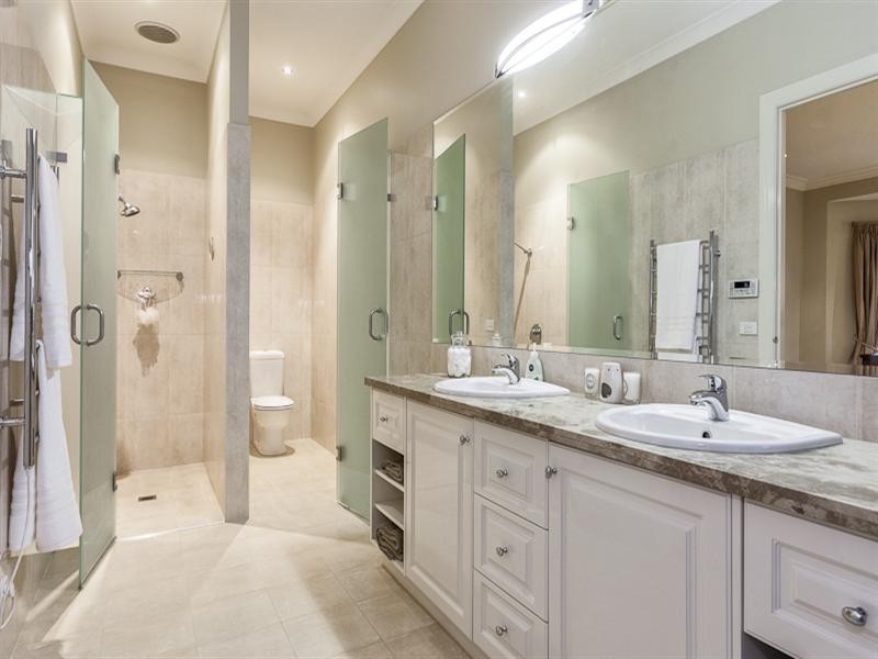 57 Grange Drive, Lysterfield VIC 3156