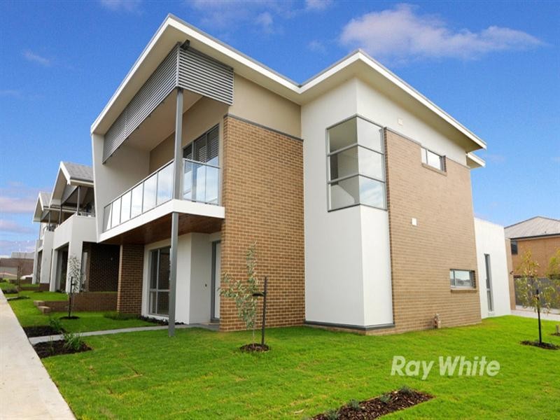 8 Picking Court, Wantirna South VIC 3152