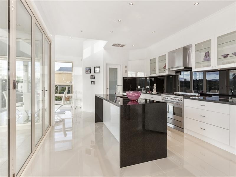 60 Churchill Park Drive, Lysterfield South VIC 3156