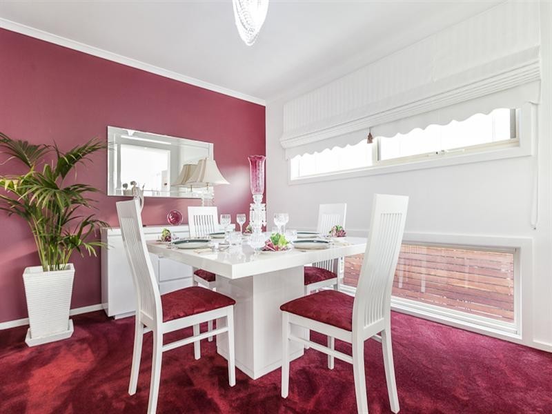 60 Churchill Park Drive, Lysterfield South VIC 3156