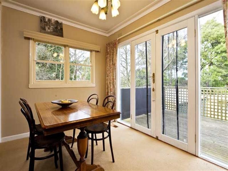 1 Hughes Road, Upper Ferntree Gully VIC 3156