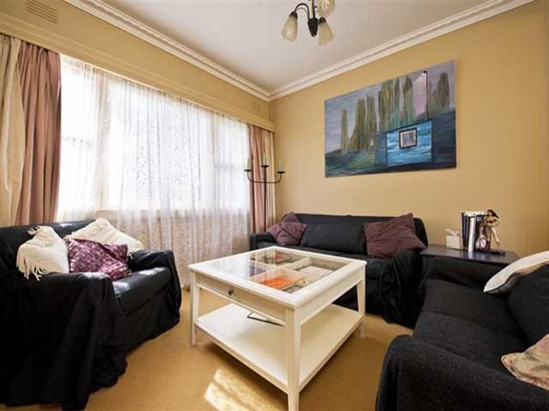 1 Hughes Road, Upper Ferntree Gully VIC 3156