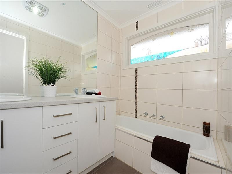 130 Wantirna Road, Ringwood VIC 3134