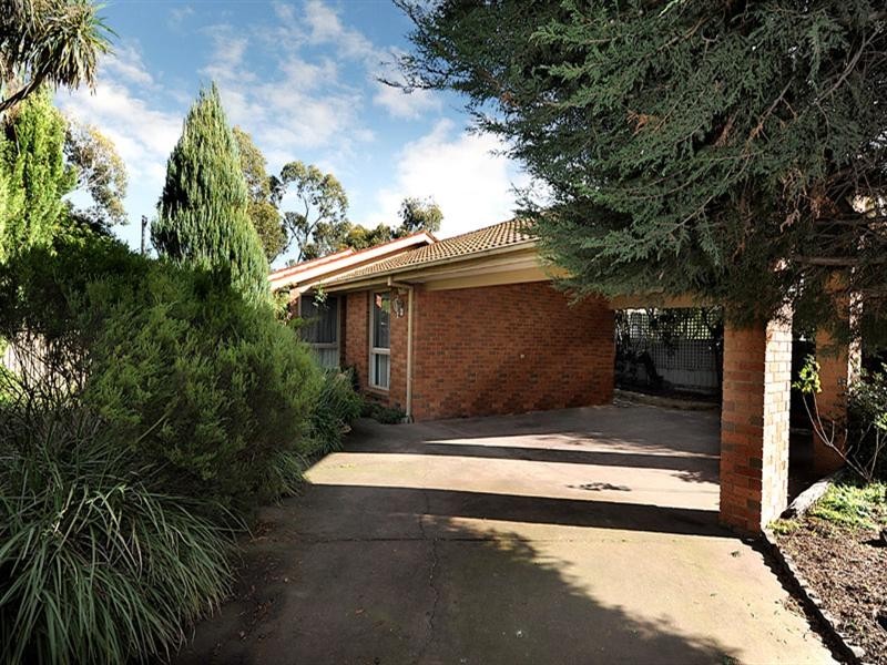 5 Bellfield Drive, Lysterfield VIC 3156