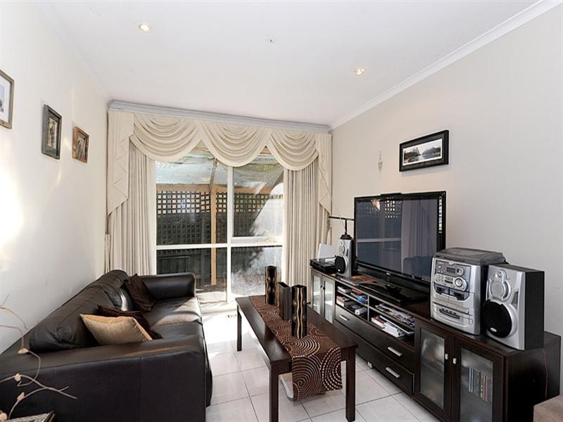 5 Bellfield Drive, Lysterfield VIC 3156